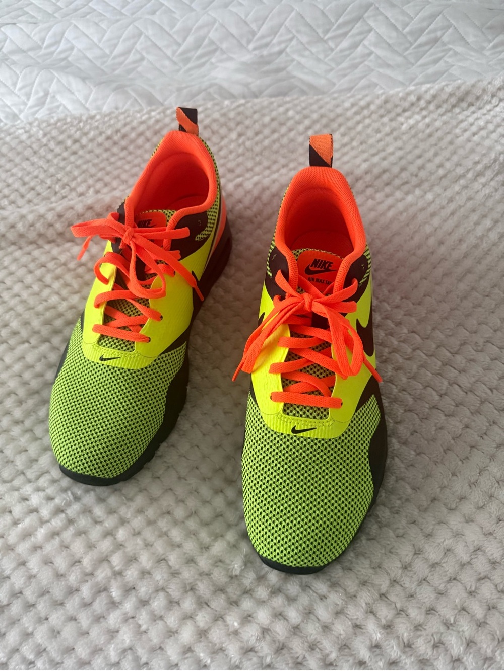 Nike Air Max Tavas Sneakers